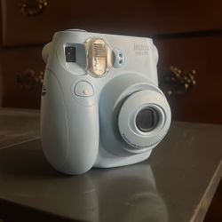 Polaroid Camera 