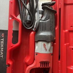 Milwaukee Corded 15amp Sawzall
