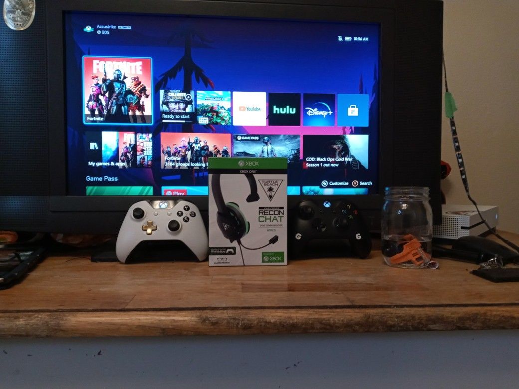 Barely used headset basically brand new, only used for 3 days.