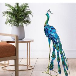 New in box Peacock Garden Statues, 31-Inch Metal Peacock Yard Art Ornament for Outdoor Backyard and Patio Decoration, 1 PC