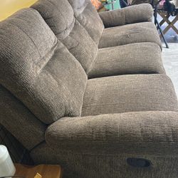 A Recliner Sofá 