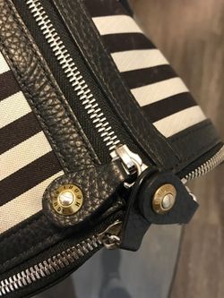 Henri bendel top pet carrier