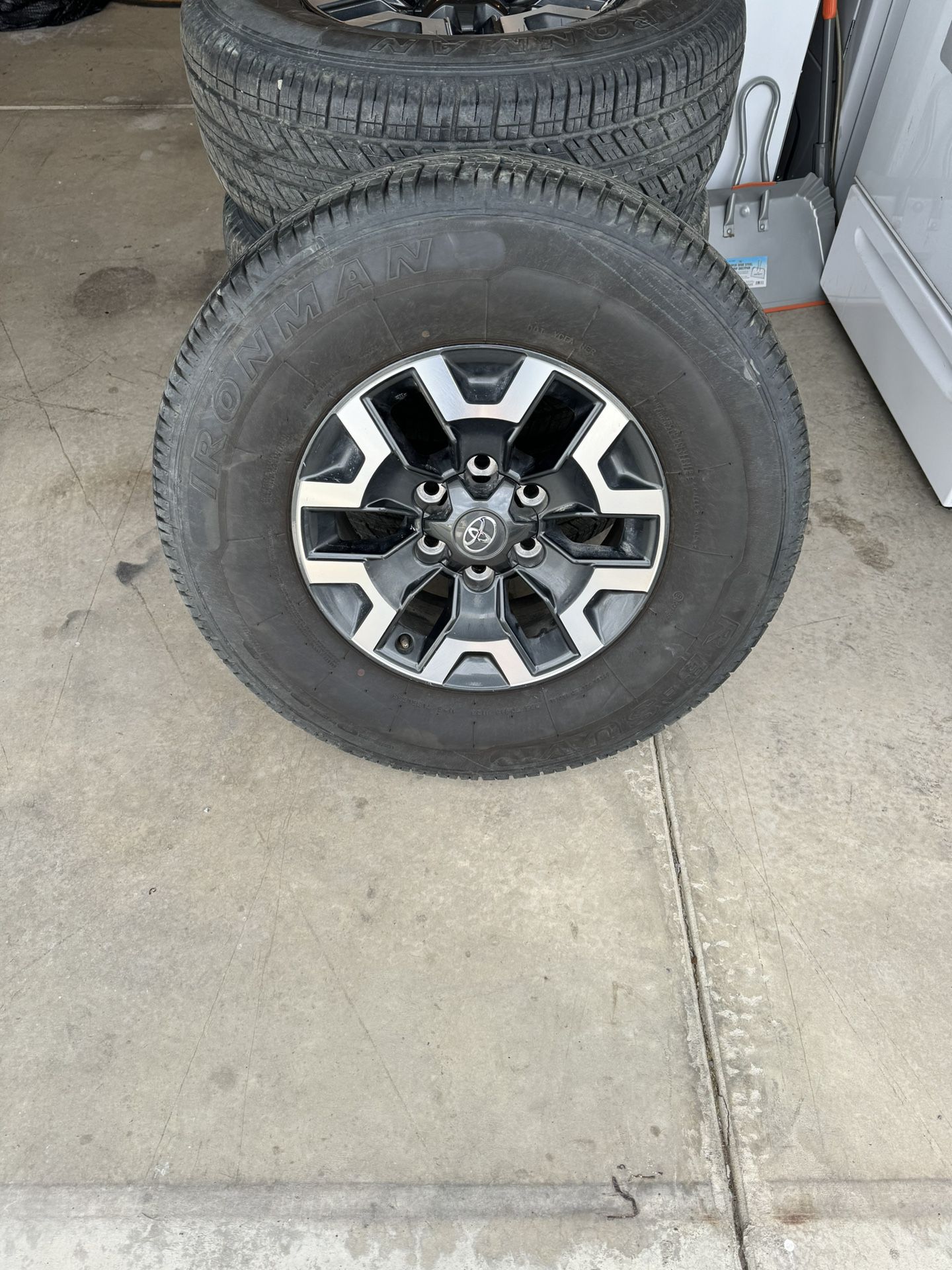 Toyota Wheels and Tires