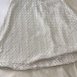 Ashley blue Women's lace skirt, white, size large