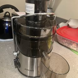 Electric Juicer