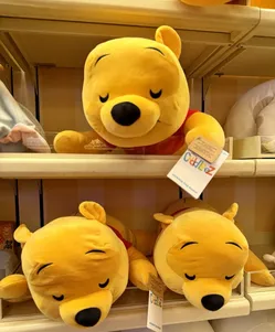 Disney winnie the pooh bear 🐻 cuddleez 24" new firm price