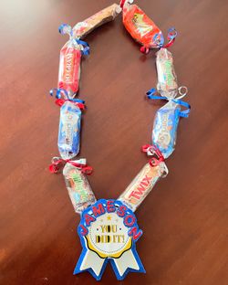Graduation 👩🎓🧑🎓 leis !!