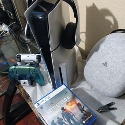 PlayStation 5 Slim. Super Clean/Mint Condition 