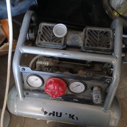 Husky 2gal Compressor With New Air Hose