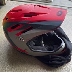 Bicycle helmet