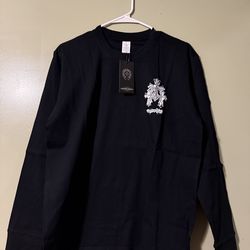 Great quality long sleeve graphic tee