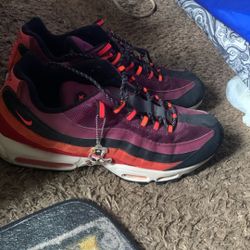 Men’s Air Max Pro Size 13