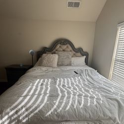 King Bed Frame & Nightstand – Elegant Upholstered Style