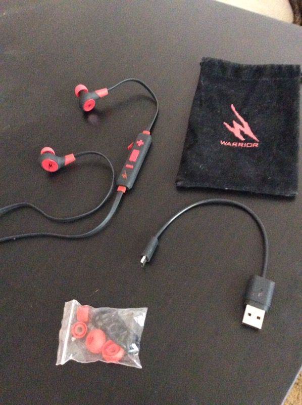 iHip Bluetooth Freedom Warrior Earphones Black Red for Sale in