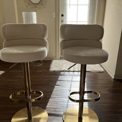 Swivel Bar Stools