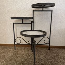 Black Metal 3 Tiered Plant Stand