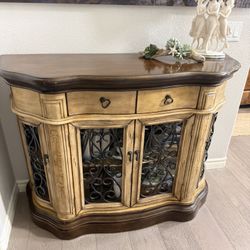 Z Gallery Console