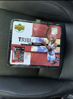 1998/99 Upper Deck Tribute to Jordan Sealed Lunch Box Tin – Michael Jordan Cards