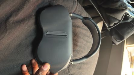 AirPod maxs