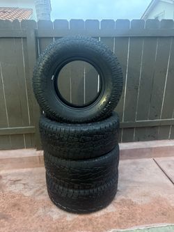 Pro Comp A/T Sport Tires – 305/65R17 – 45% Tread