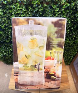 Tarhong Fizz 2.9-Gallon Acrylic Drink Dispenser $12