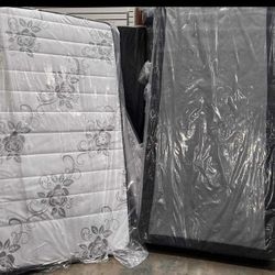 Deluxe Brand Twin XL Size Set
