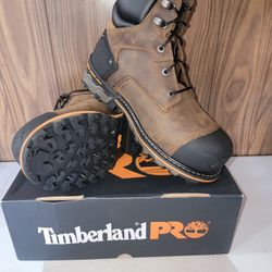Size 9 mens timberland boondocks  boots