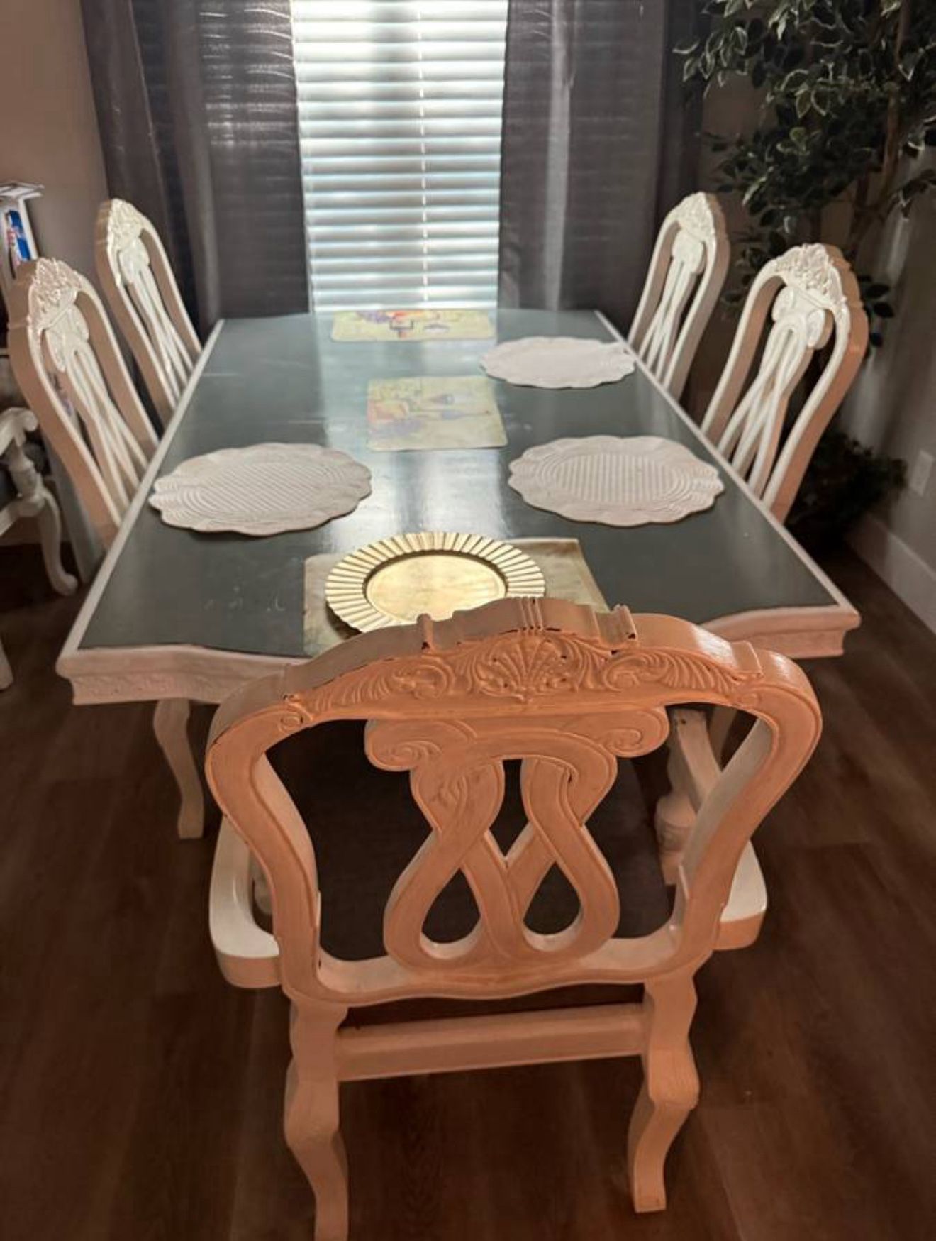 Dining Room Table 6 Chairs 