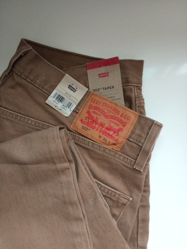 Levi's