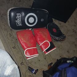 Boxing Sparing Gear