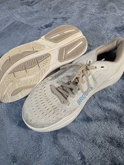 Brooks Women's Running Shoes Size 8 Wide (D) DNA Loft
