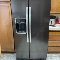 Whirlpool 28.4 Cubic Feet Refrigerator