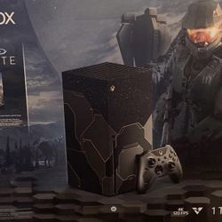 Xbox Series X Halo Infinite Limited Edition Console Bundle