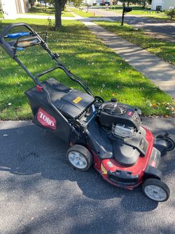 TORO 30” TIMEMASTER 10.00HP 223CC PERSONAL PACE SELF PROPELLED LAWNMOWER  W/BAG