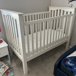 White Crib And Mattress