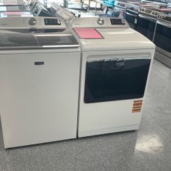 New Scratch And Dent Maytag Washer And Dryer Set. 1 Year Manufacturer Warranty 