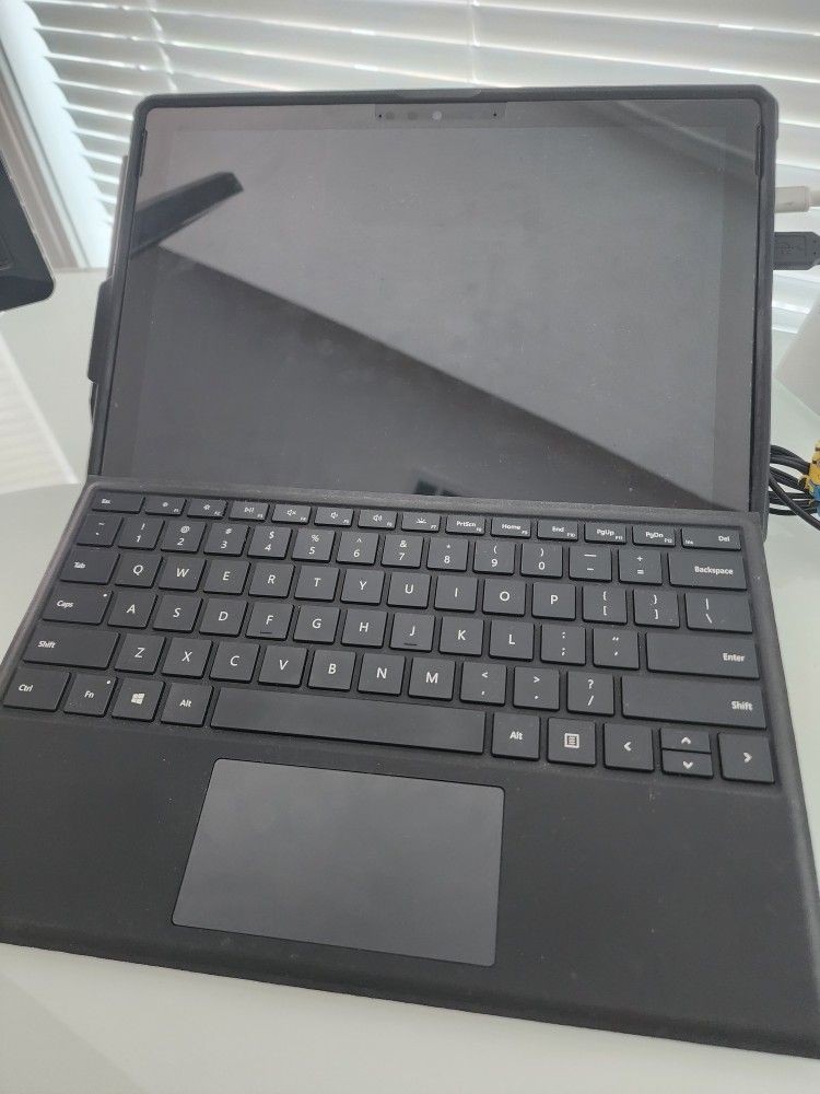 Microsoft Surface Pro 7