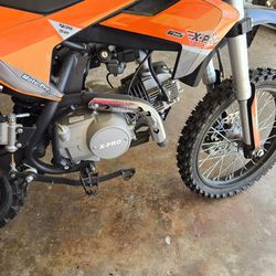 X-Pro X9 125cc Dirt Bike Pit