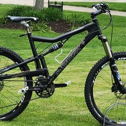 SANTA CRUZ HECKLER - LARGE FRAME - DROPPER POST - FULL SUSPENSION - TUNED 