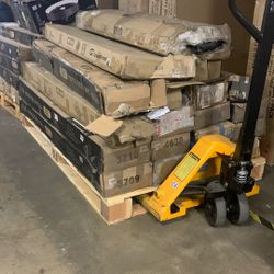 Pallet Sale! About 18 PCs Of Full Size Metal Platform Bed Frame