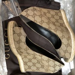  Authentic Gucci Shoes