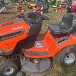 Husqavrna Riding Mower