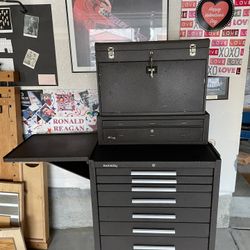 Kennedy Roll A Way Tool Chest