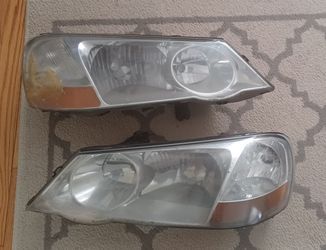 Set of 2 2003 Acura TL Type S Headlights