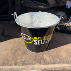 Drink Buckets Misc Items 