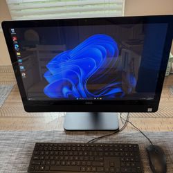 Dell 24” All in One computer windows 11! 