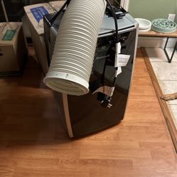 Honeywell Portable Ac Unit (works Like New)