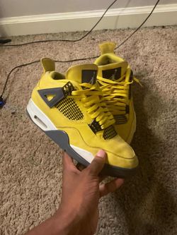 yellow jordan 4s