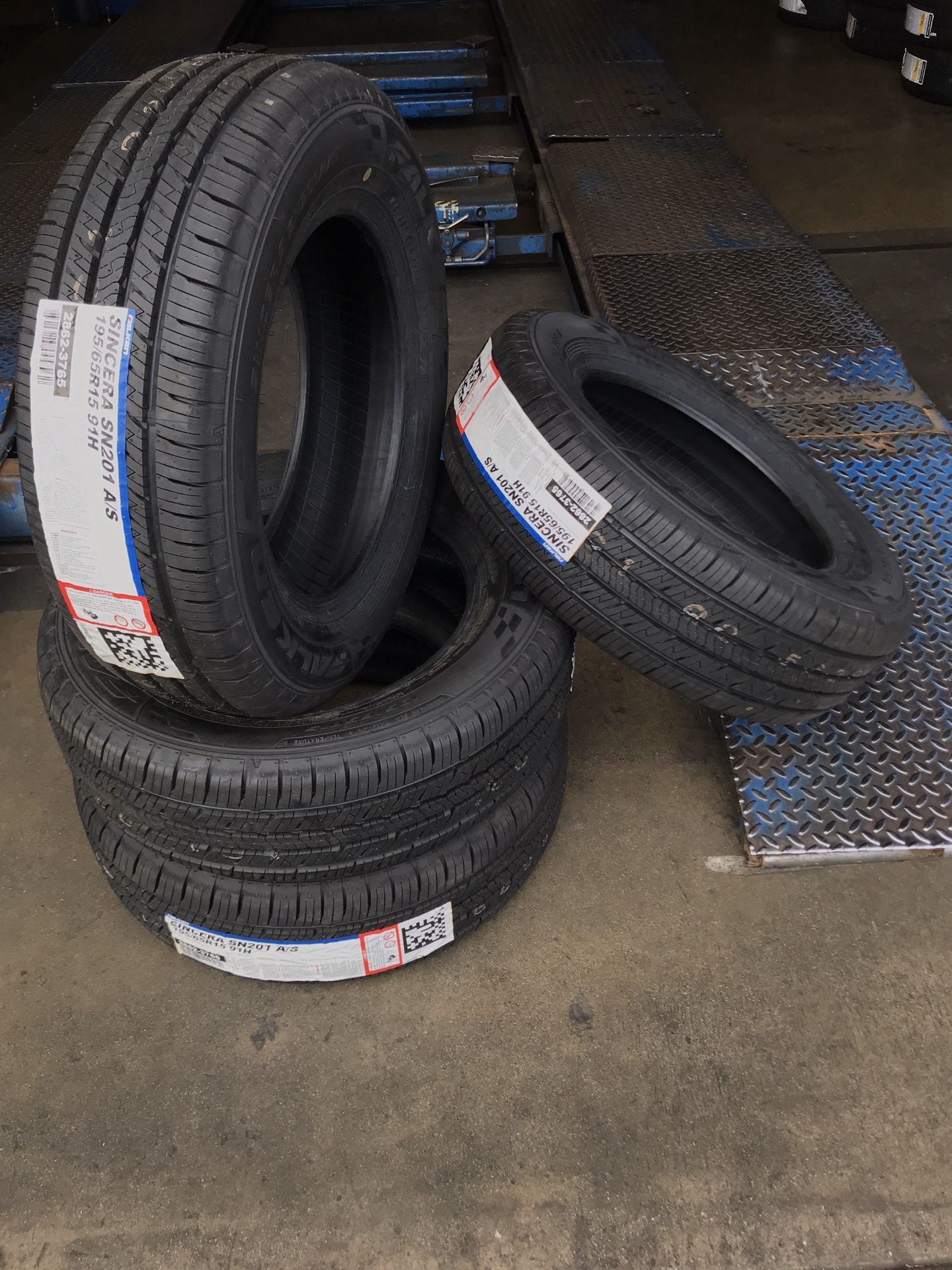 Falken Sincera 196/65 R15 New Set!!