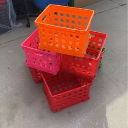 Crates 